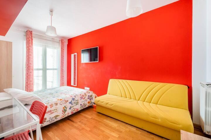 Apartament Especial Grupos A 3 Paradas Del Metro Atocha *